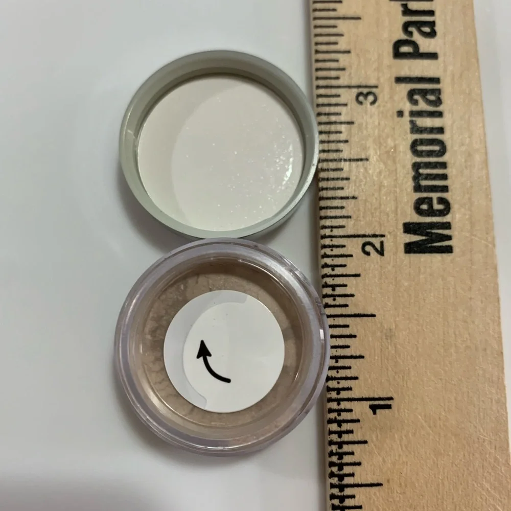 bareMinerals eyeshadow ginger